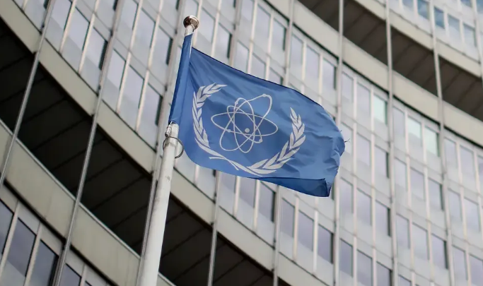 Agência nuclear da ONU: Irã viola obrigações; Teerã anuncia contramedidas