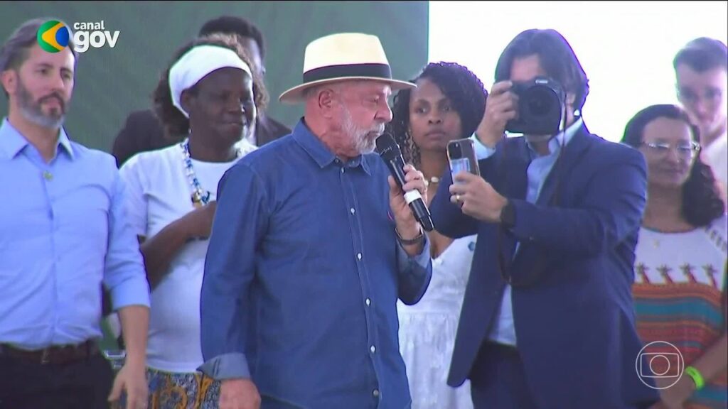 Senadores democratas dos EUA acusam Trump de 'claro abuso de poder' em carta sobre tarifas impostas ao Brasil