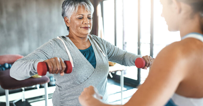Artrose em mulheres na pós-menopausa cresce no mundo – 22/07/2025 – Equilíbrio e Saúde