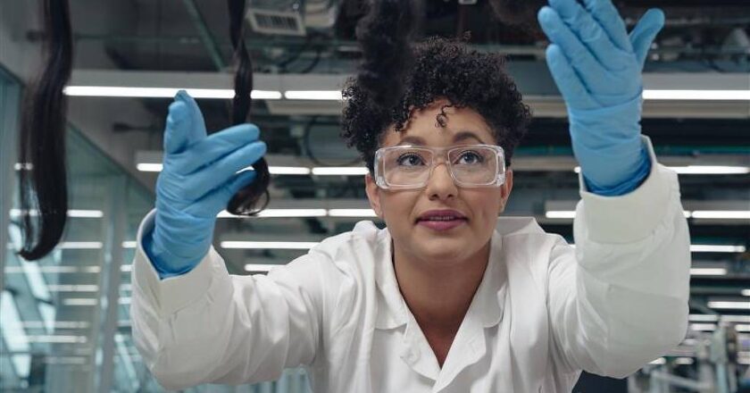 Mulher negra se tornou valiosa para indústria de beleza – 25/07/2025 – Equilíbrio