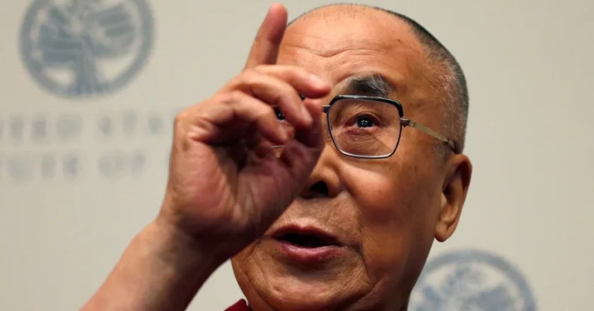 Dalai-lama diz que é sua fundação a responsável por liderar busca de seu sucessor