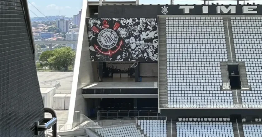 Corinthians fecha 1º mês sob nova gestão com retorno de ‘pessoas técnicas’