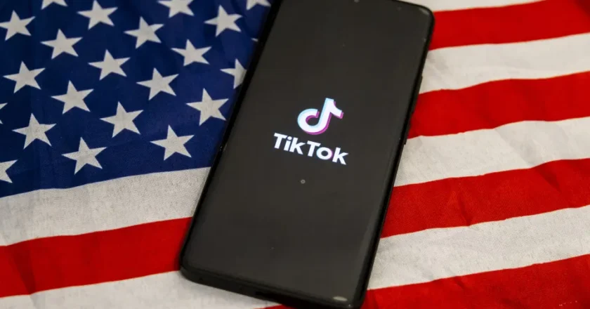 Membro do governo de Trump renova ameaças de banir TikTok nos EUA