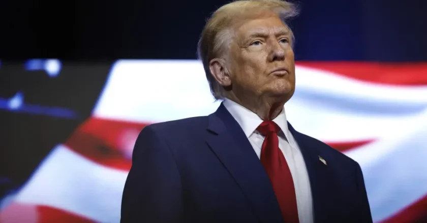 Trump fala com Putin antes de ouvir queixas de Zelenski