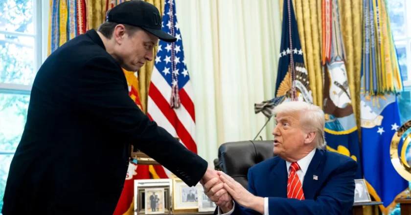 Após ameaça de deportação, Elon Musk elogia “sucesso” de Trump